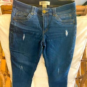 Moderate distressed skinny jeans